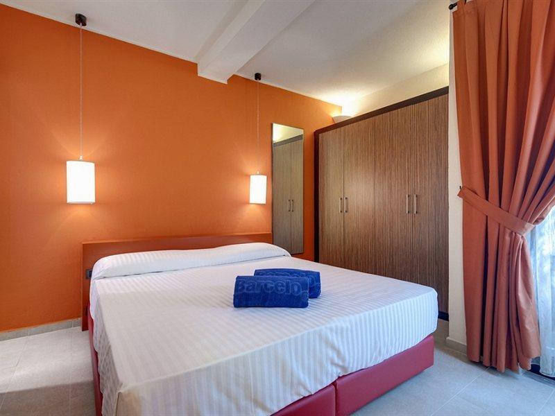 Voi Floriana 4*